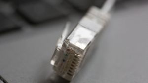 Bundesnetzagentur: Recht auf schnelles Internet: Behörde schreitet ein